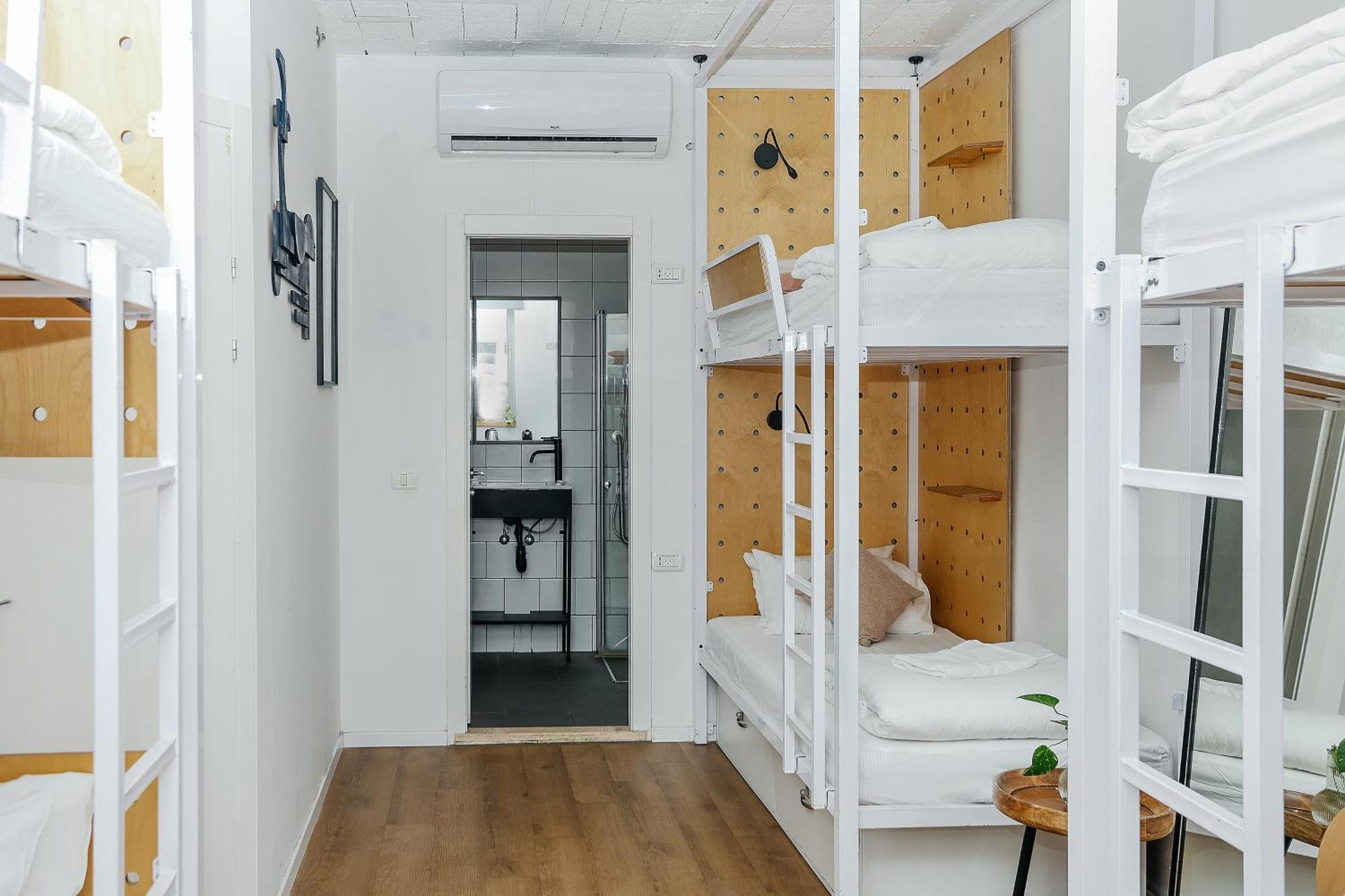 Domus Metro Hotel Tel Aviv Room photo