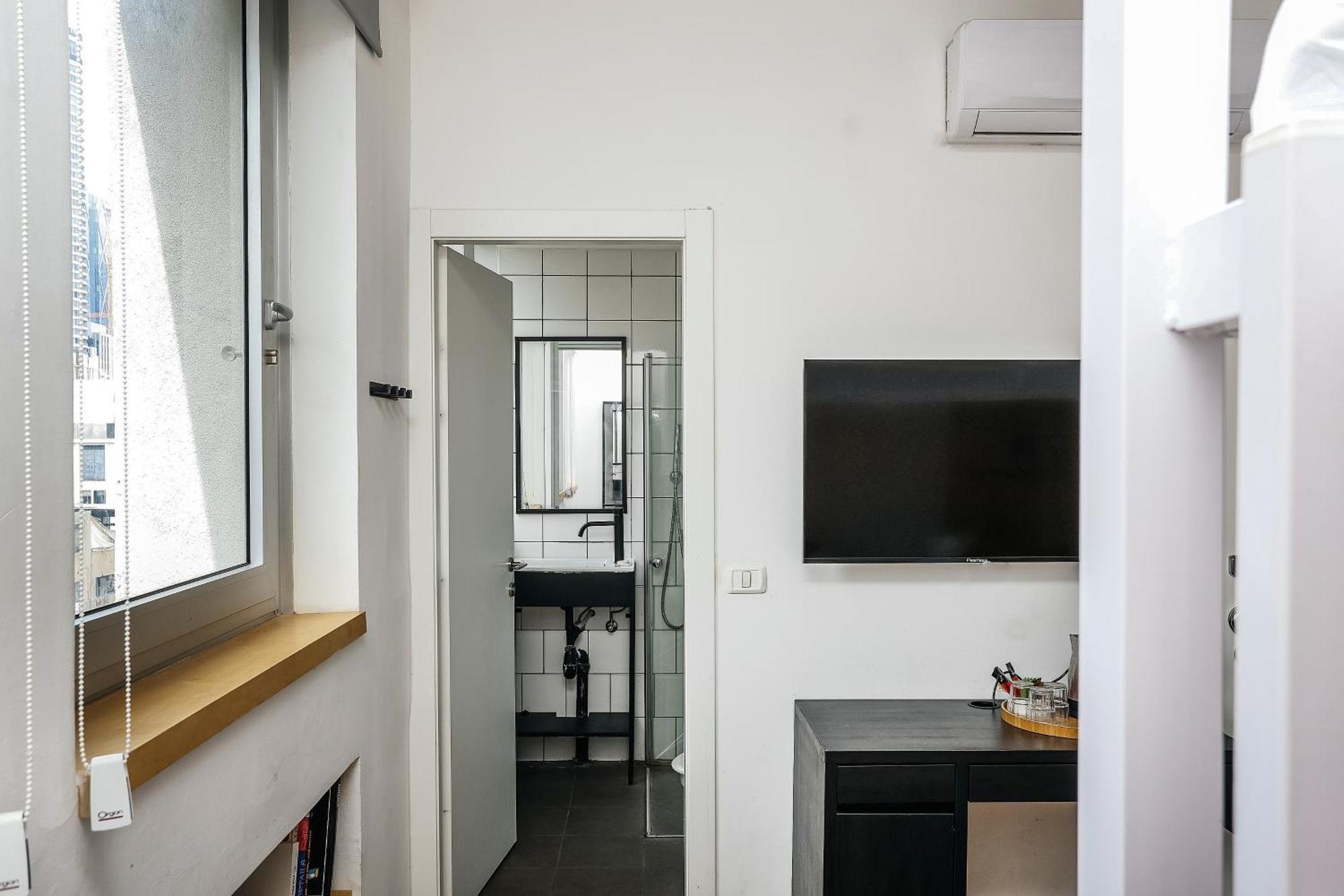 Domus Metro Hotel Tel Aviv Exterior photo